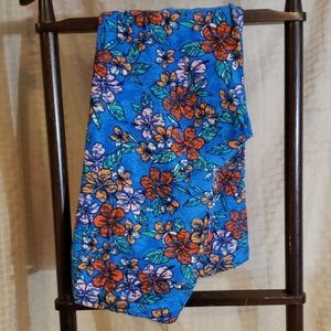 EUC TC LuLaRoe Flowered Leggings